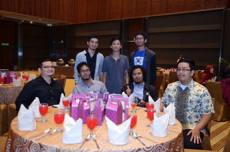 Hi tea alumni  14  046